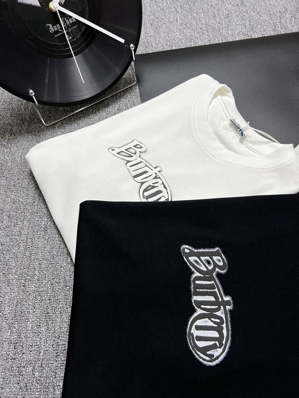 ブランドTシャツ細部ディテール